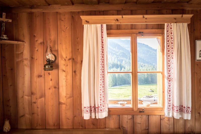 Wood Windows Installation